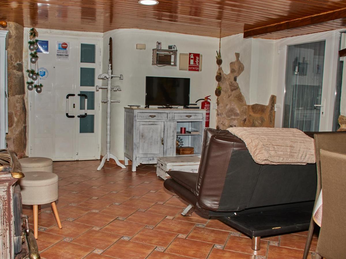 Casa A Coruxa Apartment San Salvador de Poio Luaran gambar